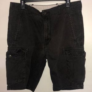 Levi Strauss & Co. Mens cargo shorts size 33